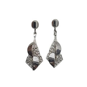 Alice Openwork Dangle Drop Earrings Screw Closure Silver Tone Vintage